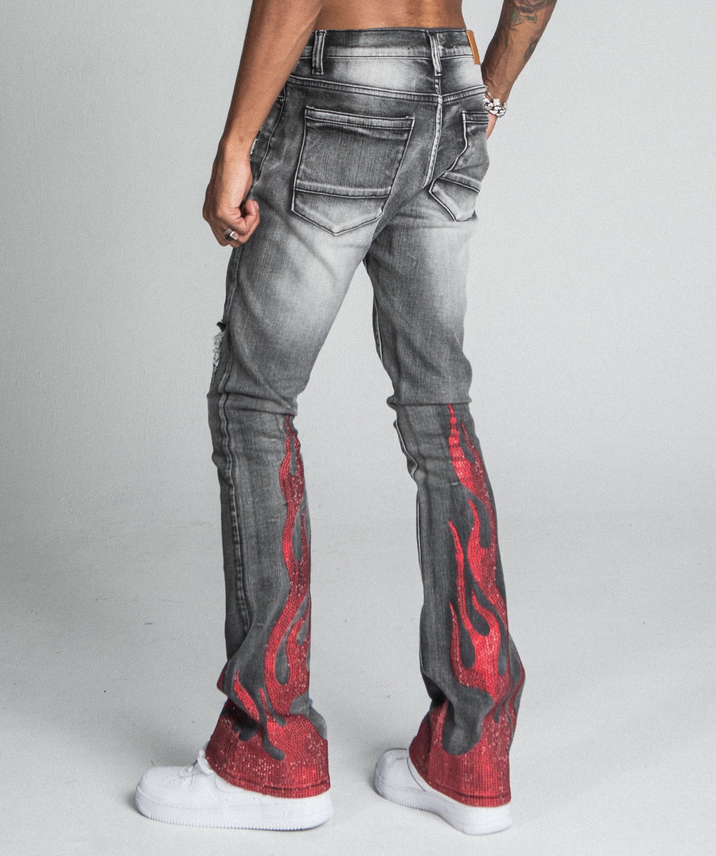 AJ23SK FLAME RHINESTONE STACKED JEANS