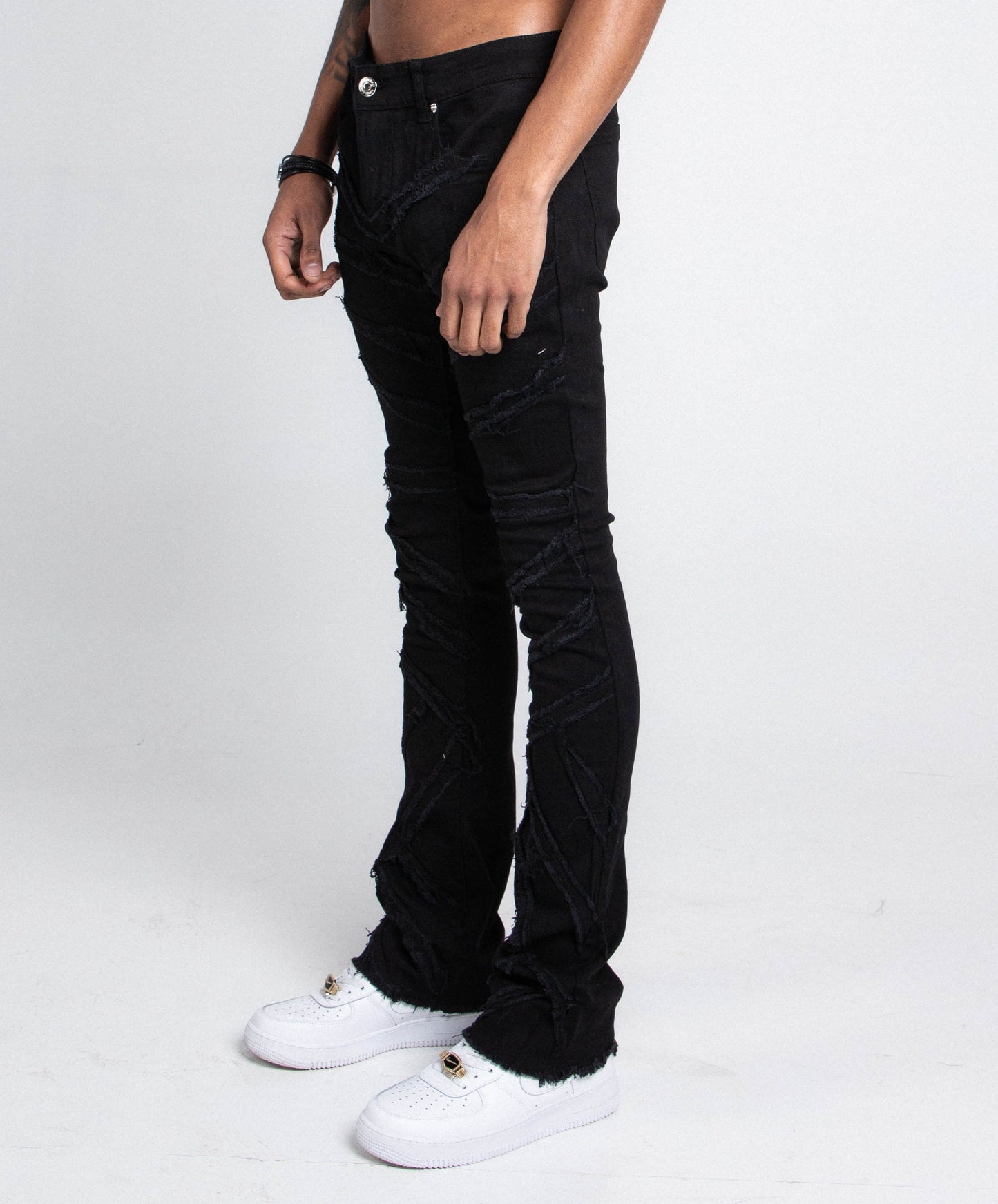 AJS410 SHREDDED STACKED JEANS