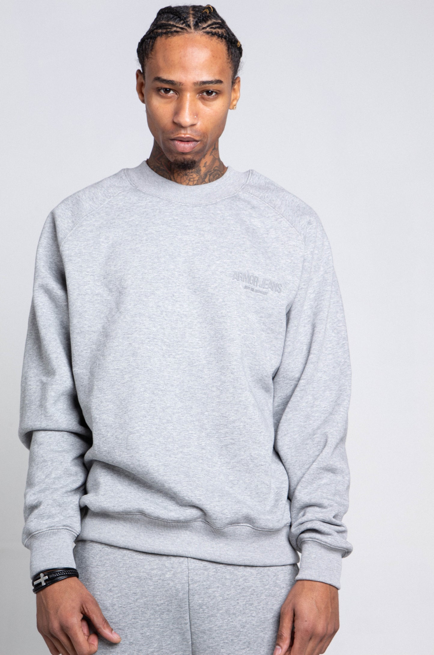 AR1002H-1 SIGNATURE SWEATSHIRT