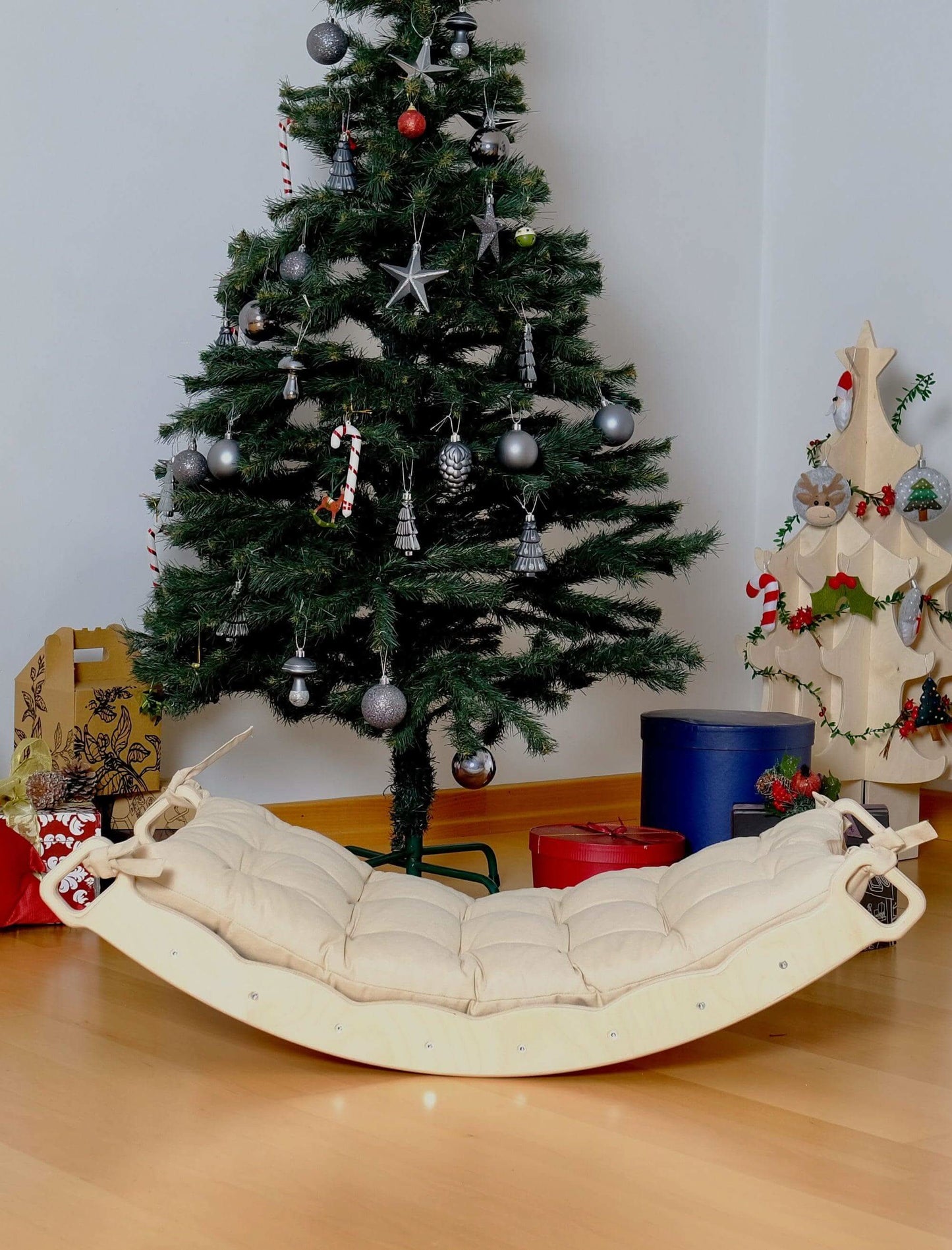 XL Wooden Balance Board with Pillow